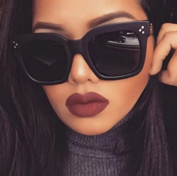 SALE🎉 Last Ones! 19' Luxury Oversized Sunglasses - Picture 5 of 7